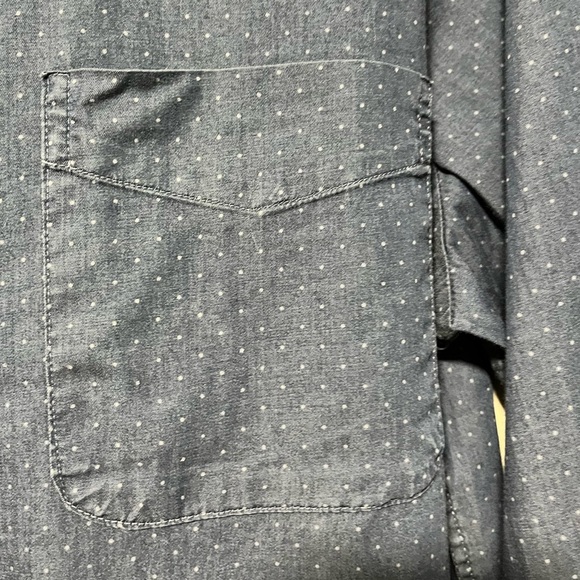 Lauren Ralph Lauren Men’s Regular Fit Stretch Button Down Shirt – Large - Picture 3 of 11